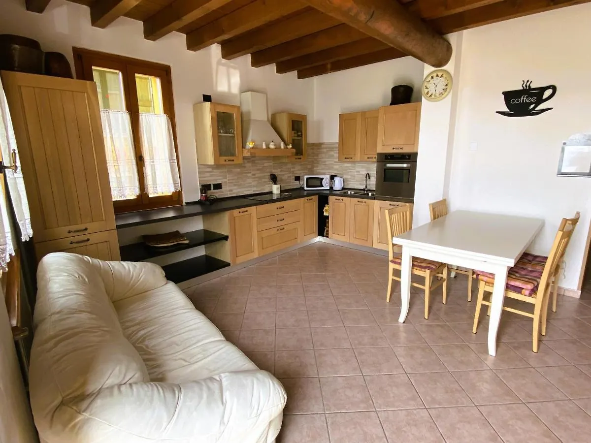 B&B Tenuta Le Rondini Gavardo Italy